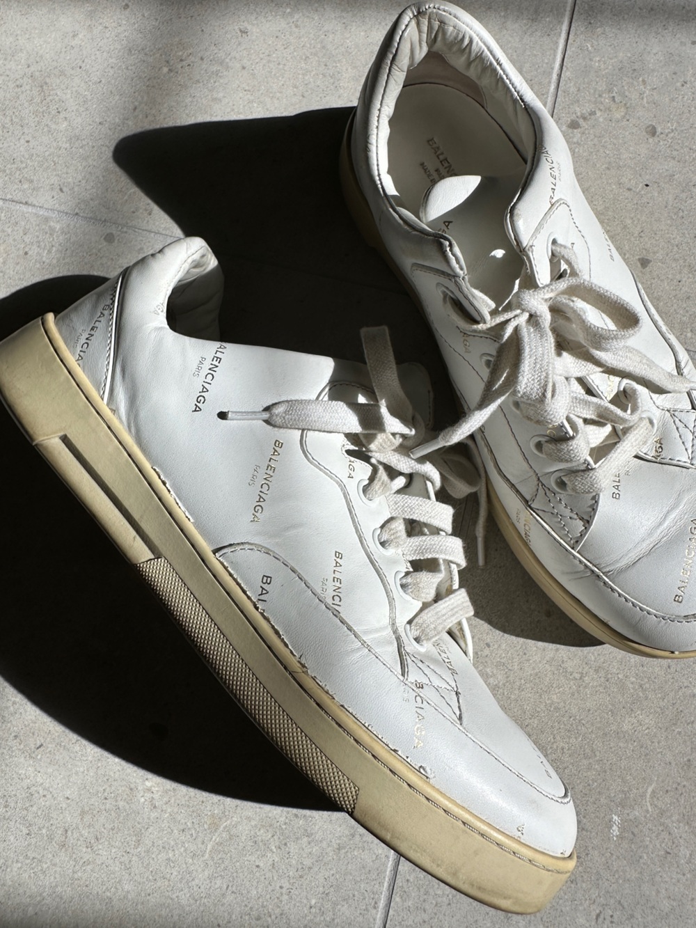 Balenciaga "Allover Logo" printed white leather low-top sneakers sz 36